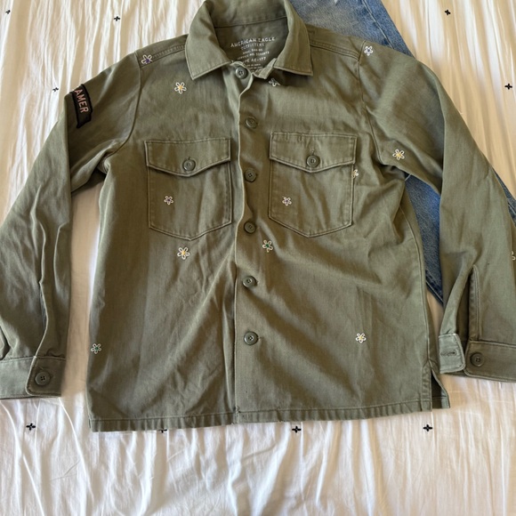American Eagle Outfitters Women Green Jacket Size Medium - Picture 2 of 6